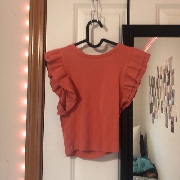 NWOT Zara pink ruffled shoulder crop top - Picture 1 of 3